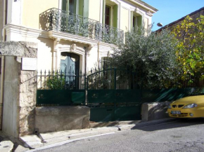 Hotels in Quarante